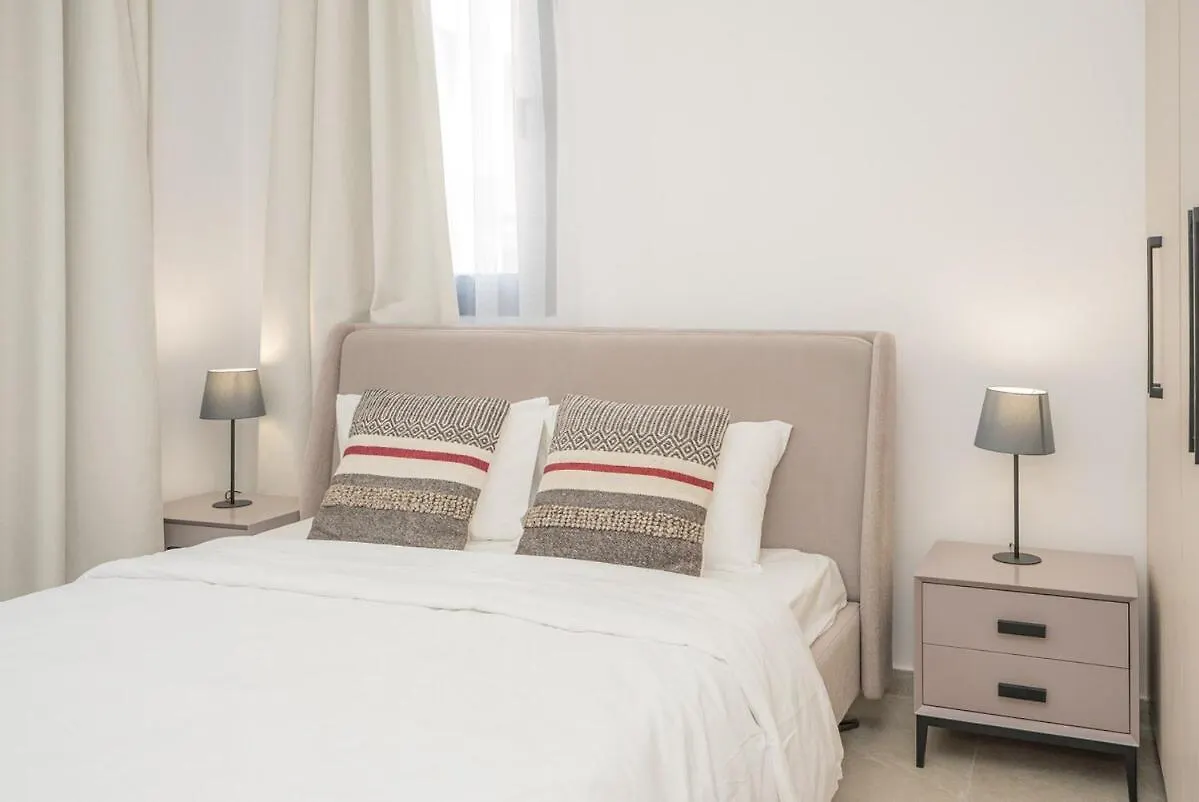 Apartment Kalamon Luxury Suite 202 With Pool Larnaca
